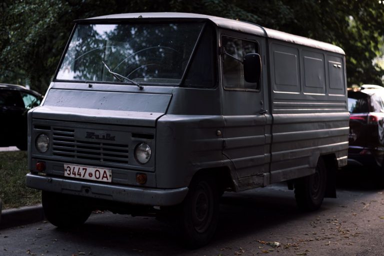 Peugeot J9